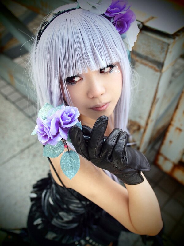 cosplayer with purple hair