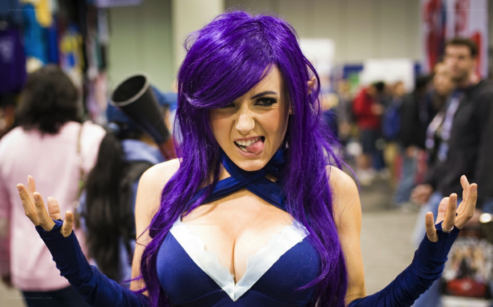 cosplayer with purple hair