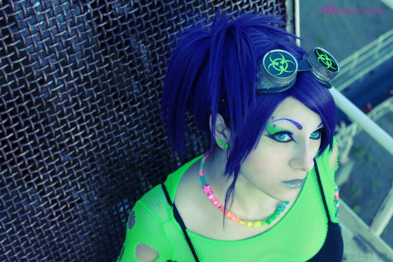 cosplayer with purple hair