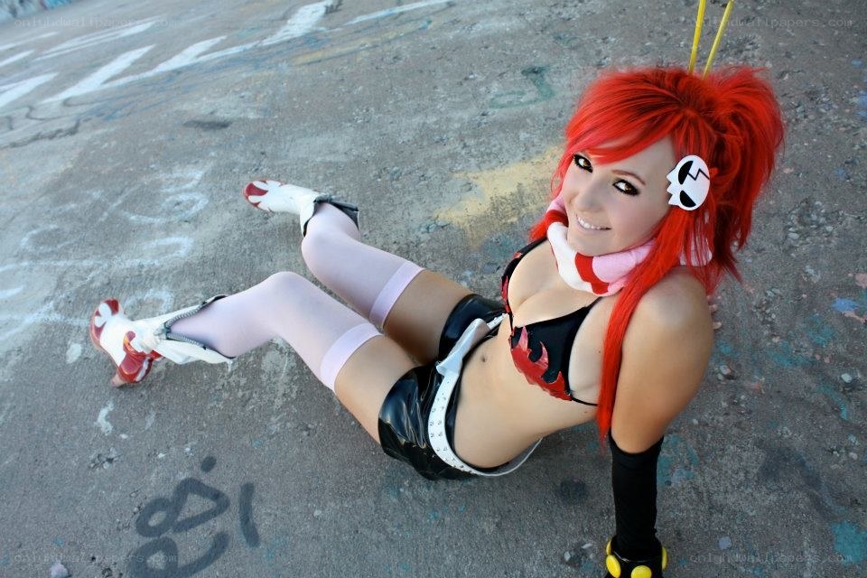 cosplayer with red hair