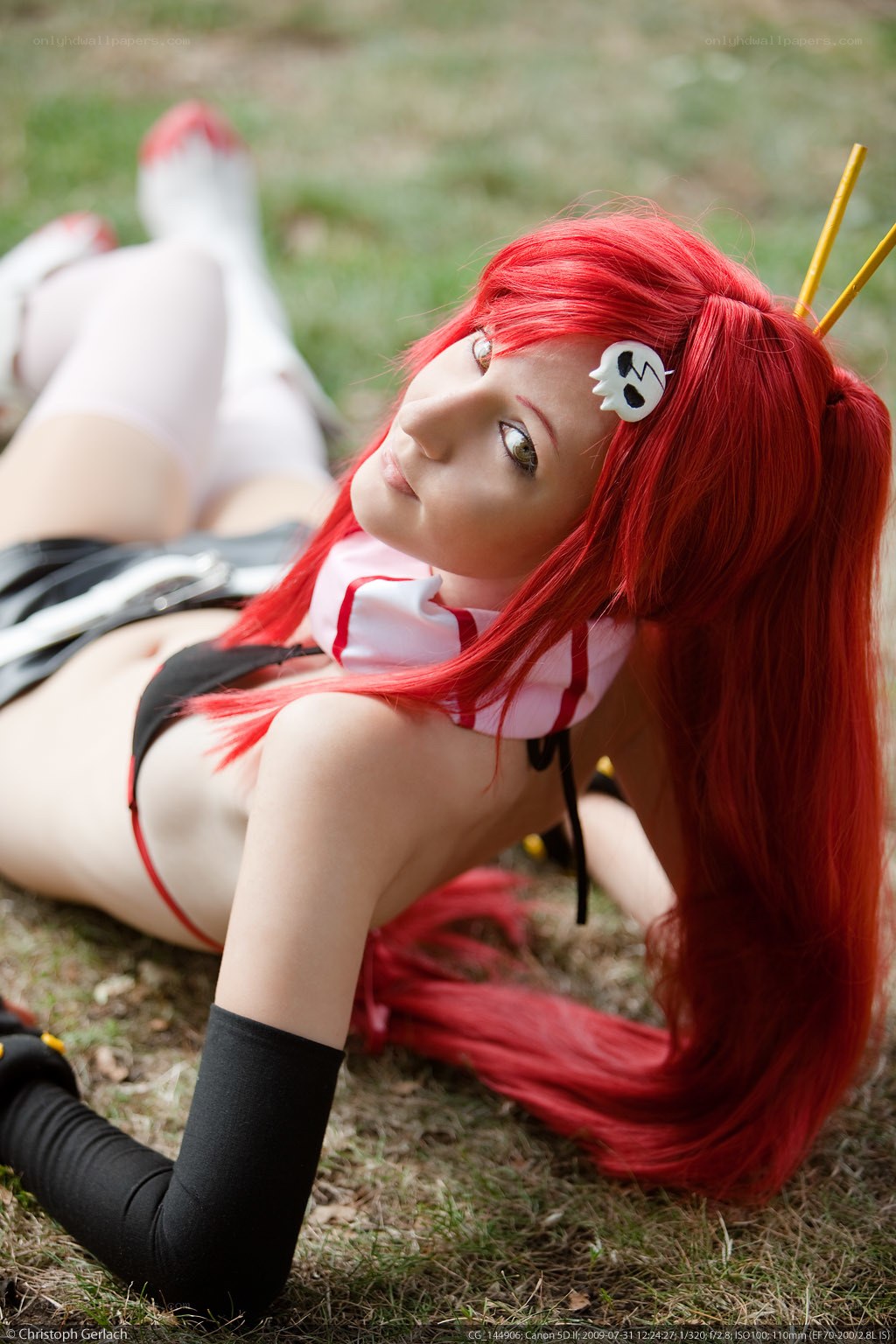 cosplayer with red hair