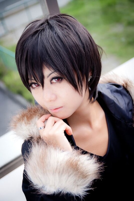 cosplayer with short black hair