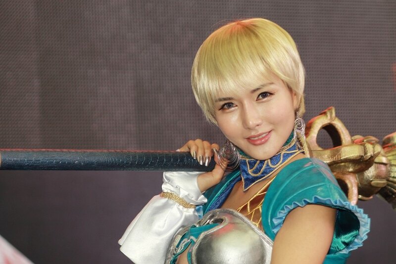 cosplayer with sword prop