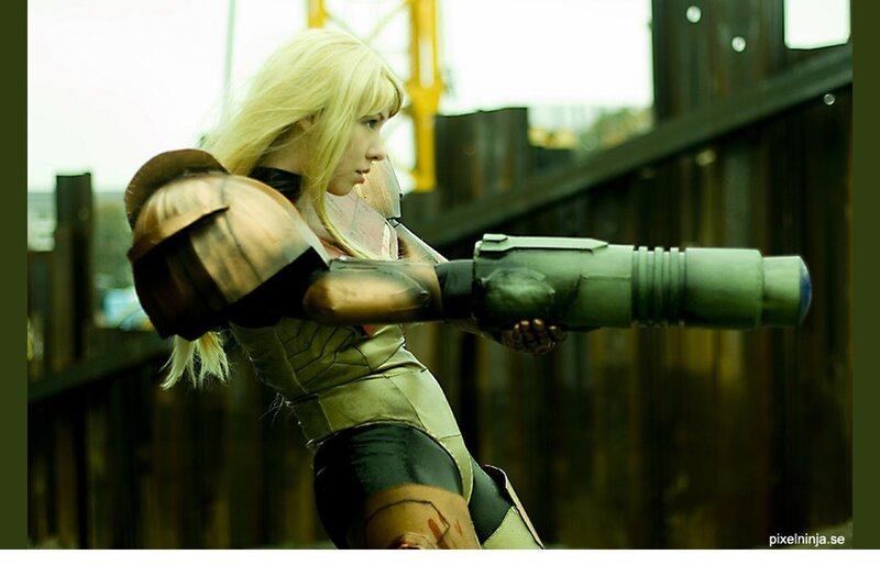 cosplayer with weapon