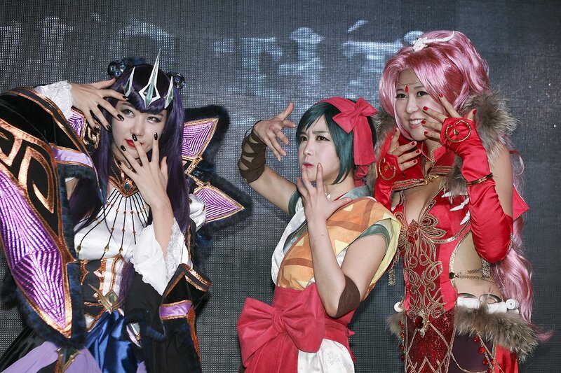 Cosplayers posing at event