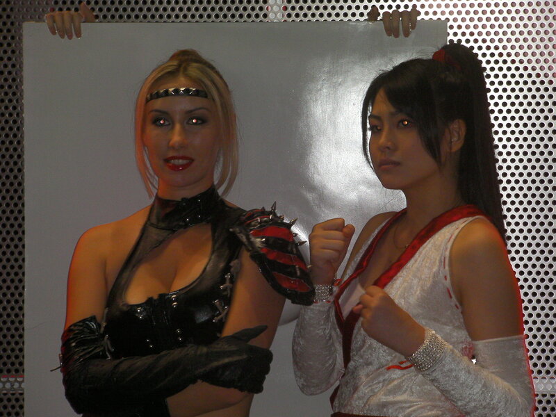 cosplayers posing at event