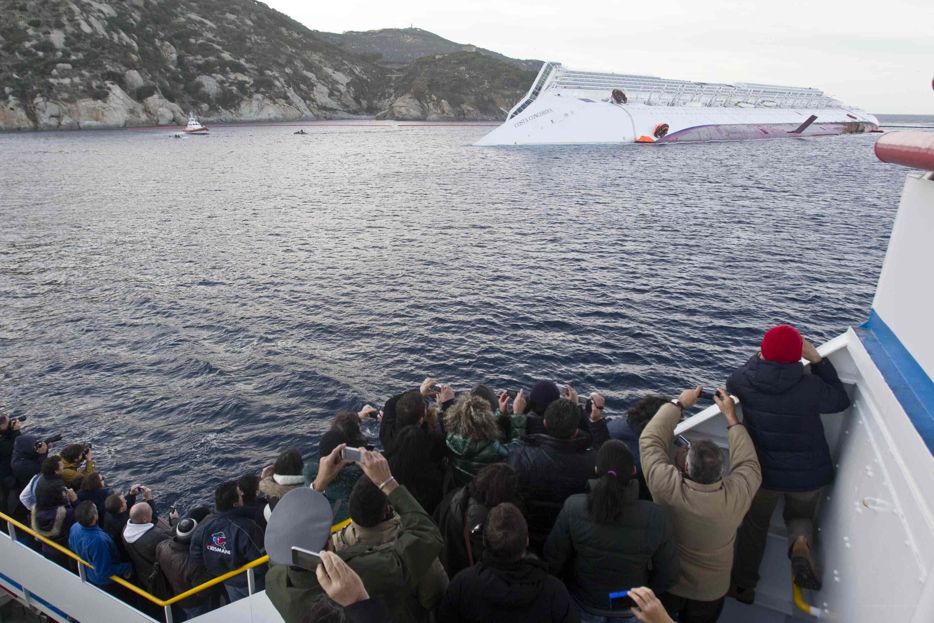 Costa Concordia disaster scene