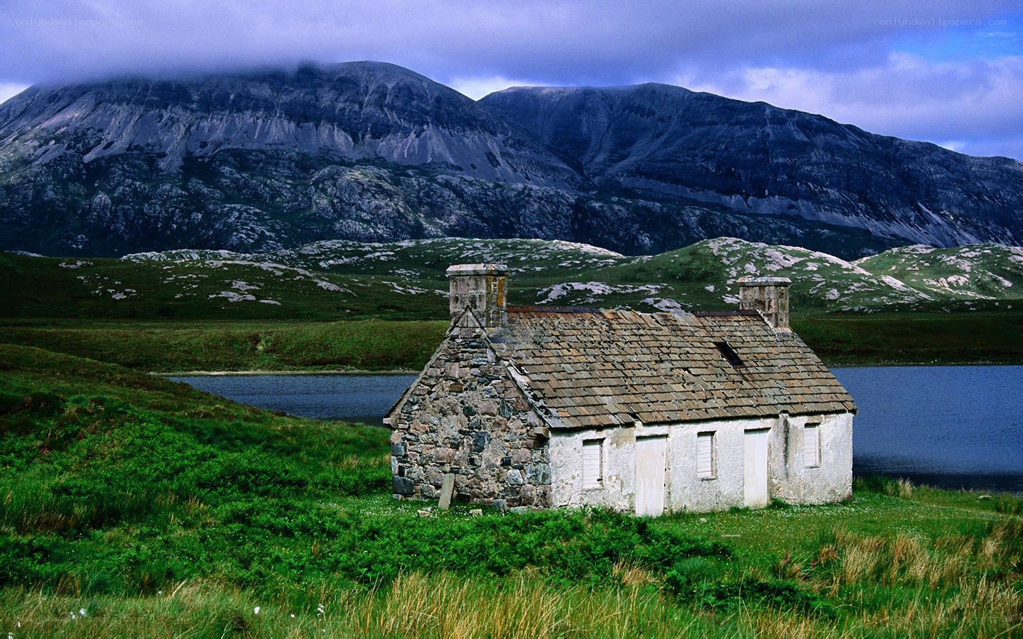 Cottage by a Scottish loch