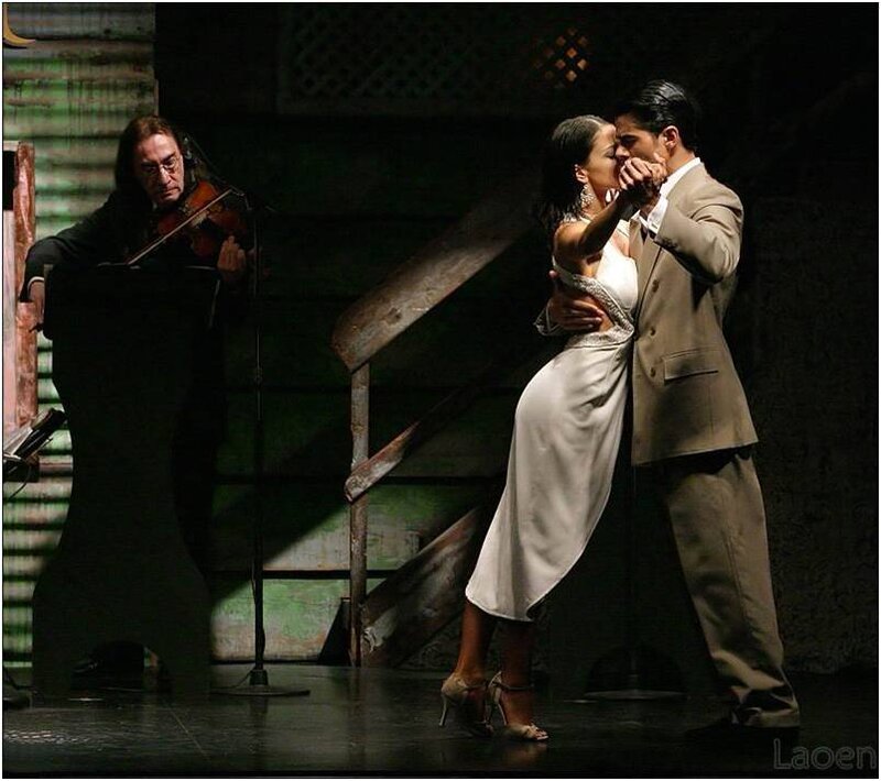 Couple Dancing Tango — Black, Dramatic, Night