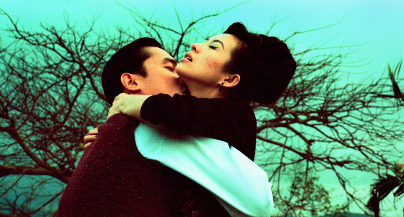 couple embracing in a kiss