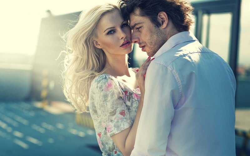 Couple Embracing Outdoors — Blue, Intimate