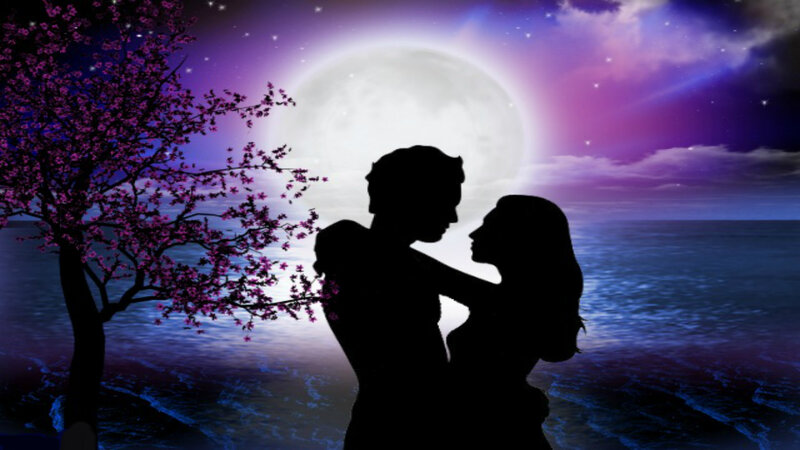 Couple Embracing Silhouette — Purple