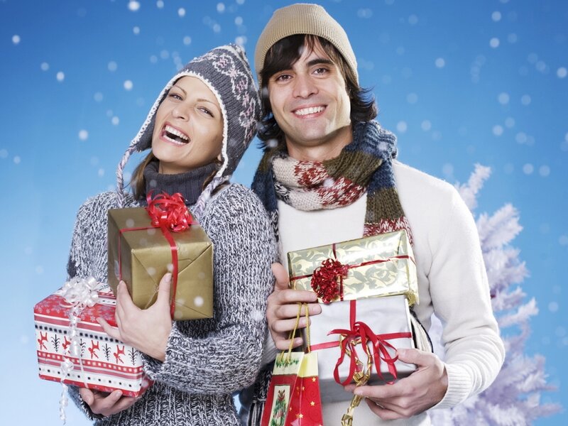 Couple Holding Gifts — Blue