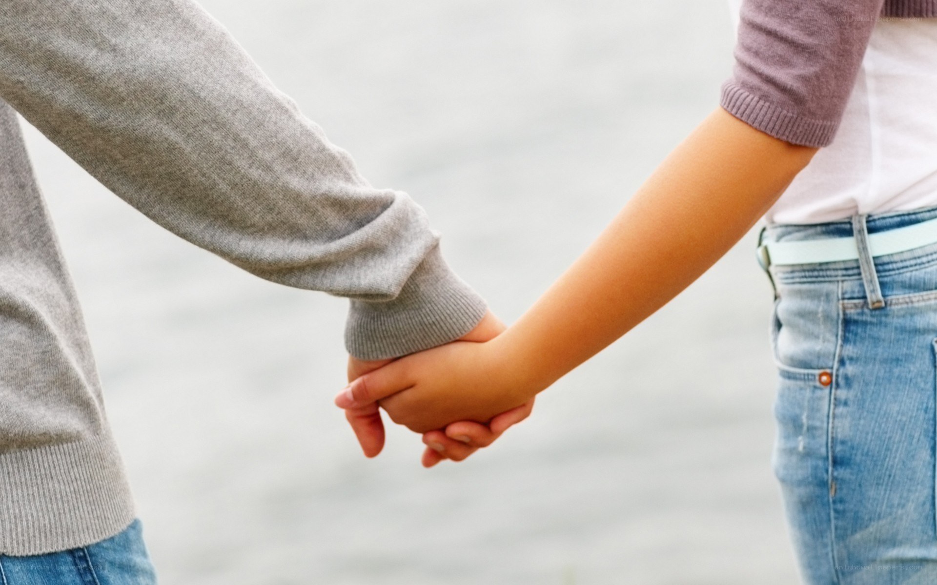 couple holding hands