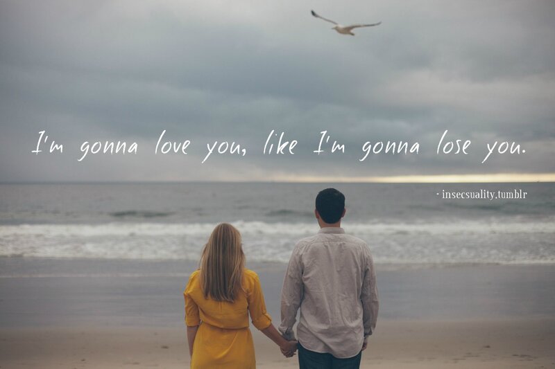 Couple Holding Hands on Beach — Yellow