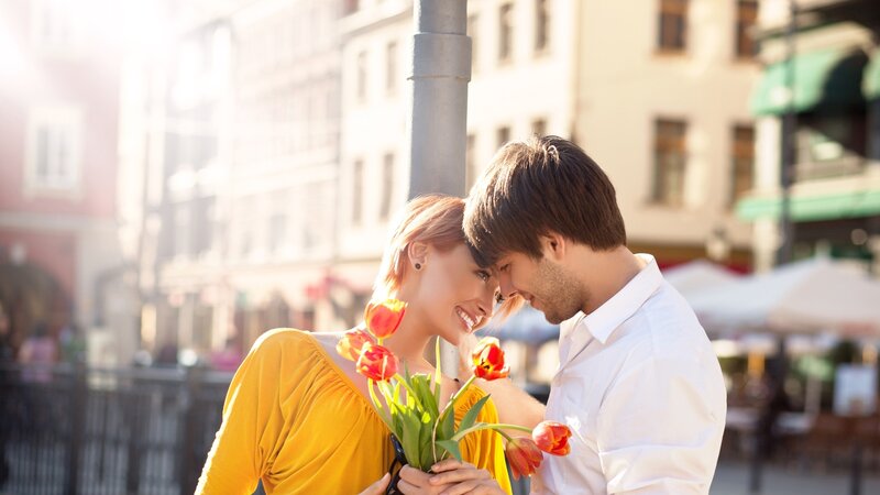 Couple Holding Tulips — Yellow, Romantic
