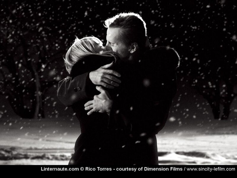 Couple Hugging in Snow — Black