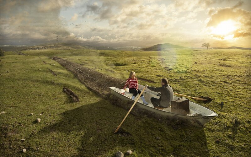 Couple in a Boat — Green, Dramatic