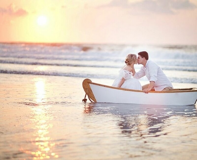 Couple in a Boat — White