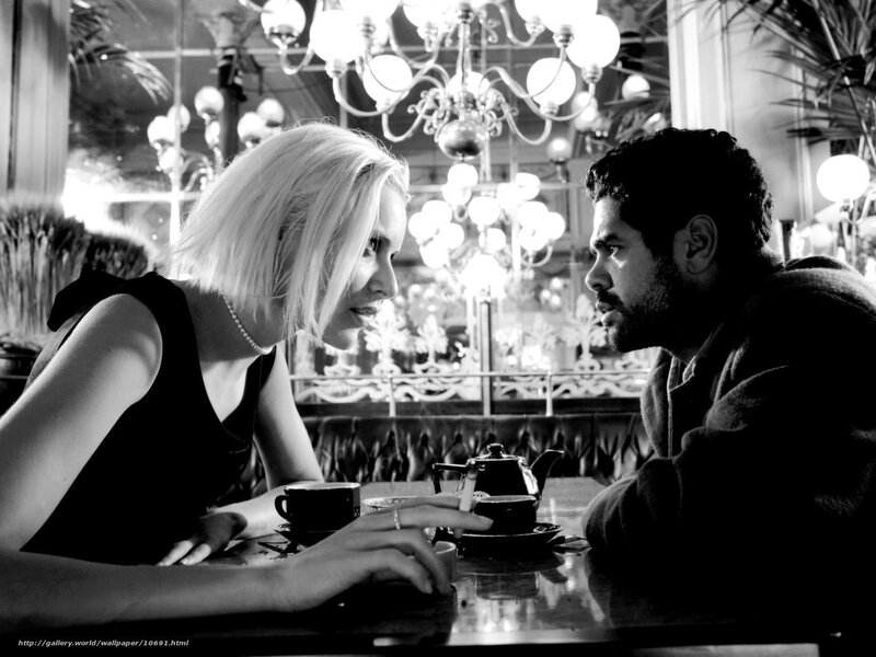 Couple in a cafe