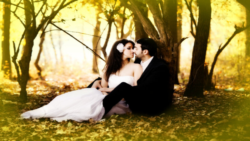 Couple in Autumn Forest — Yellow