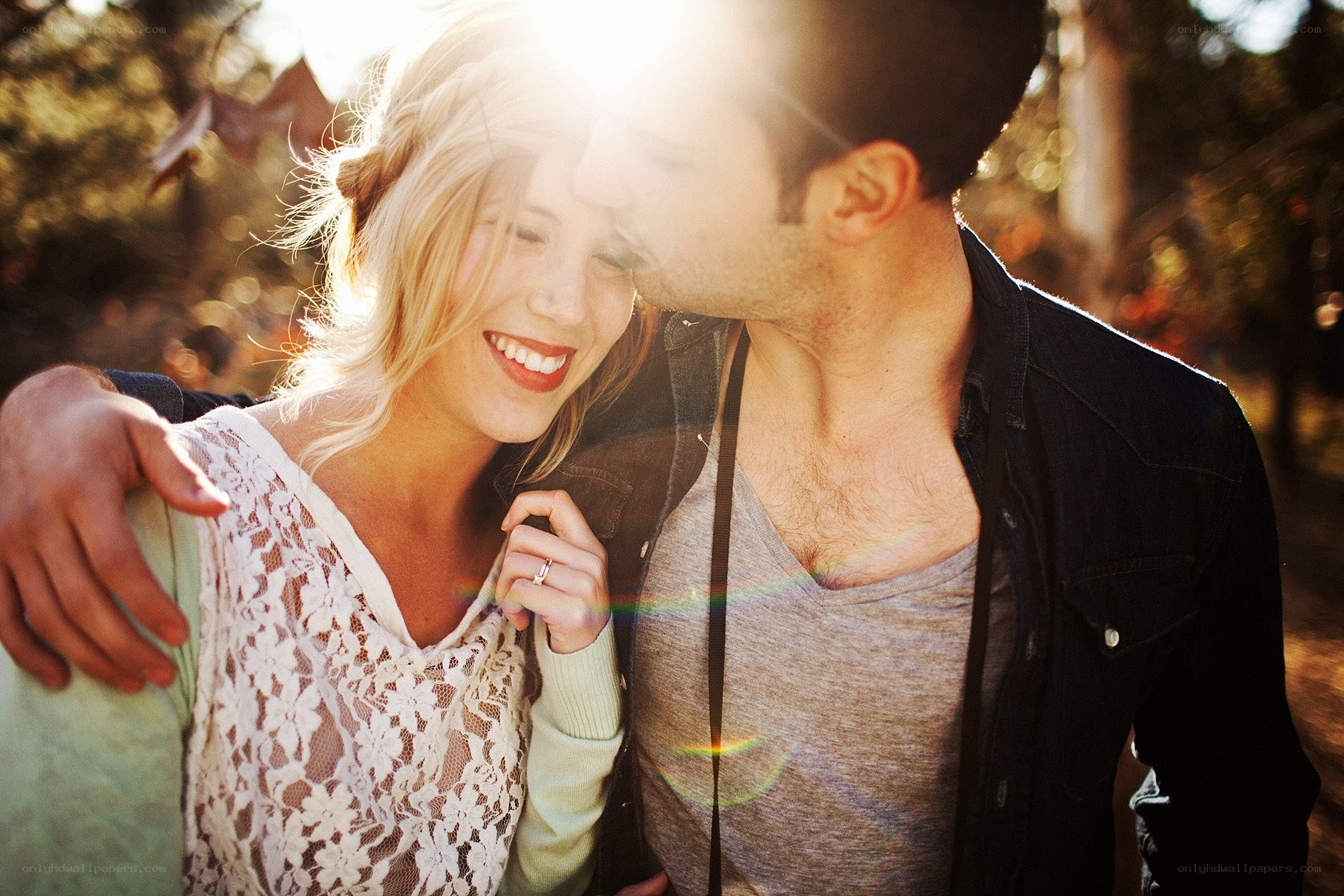 couple in autumn sunlight