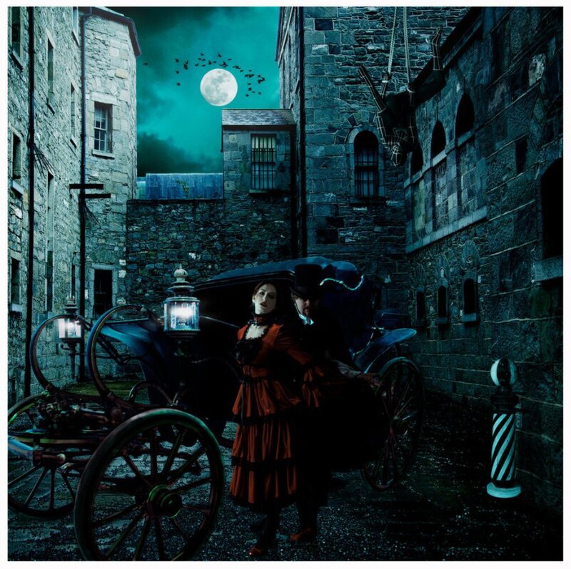 Couple in Carriage — Blue