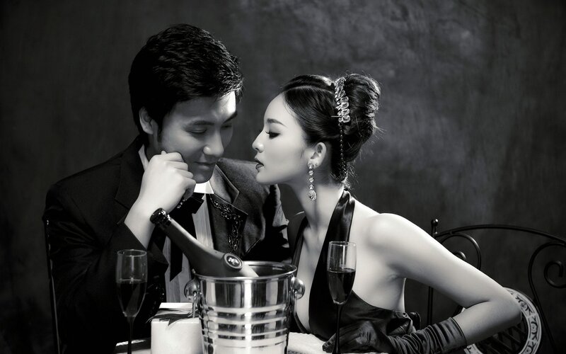 Couple in formal wear at dinner
