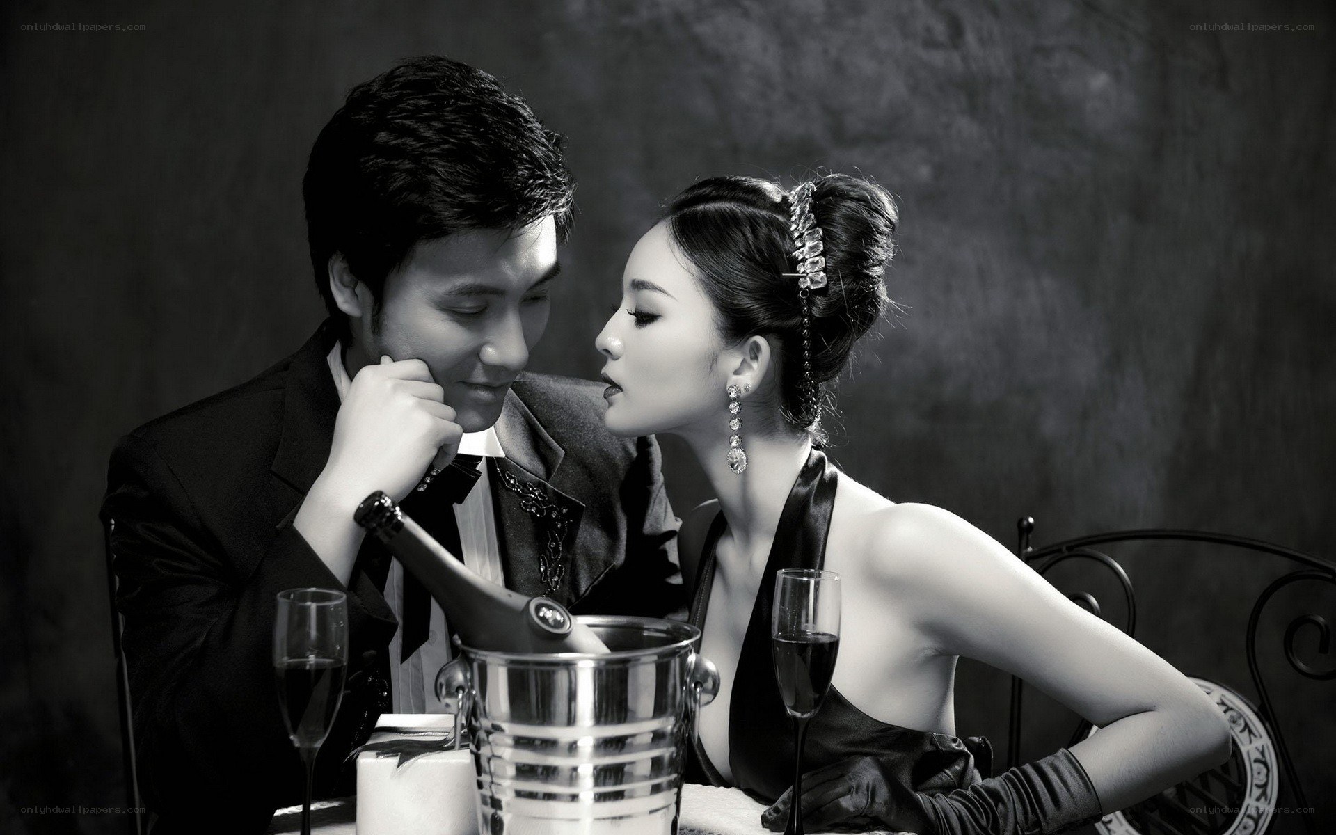Couple in formal wear at dinner