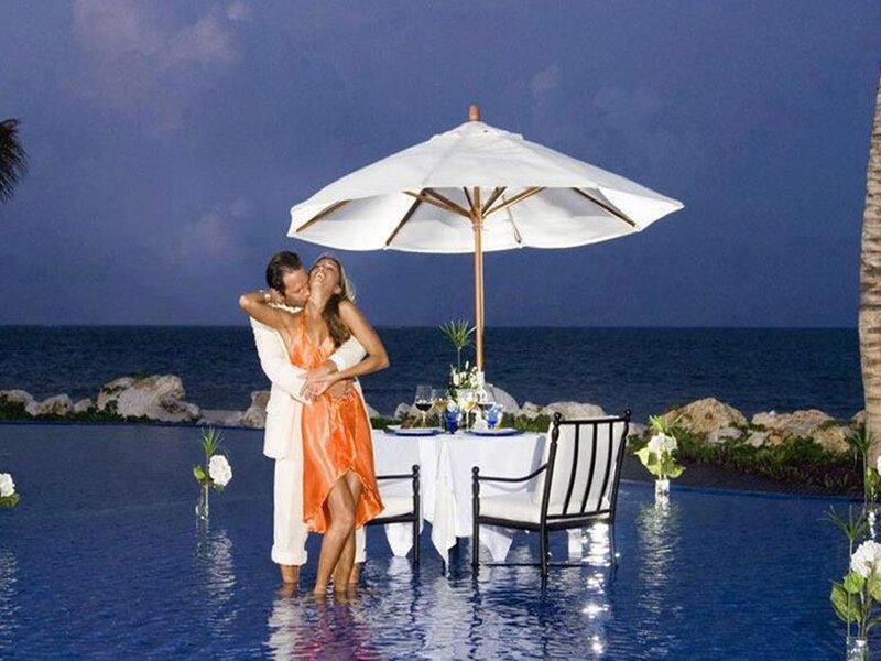 Couple in Pool — Blue, Romantic