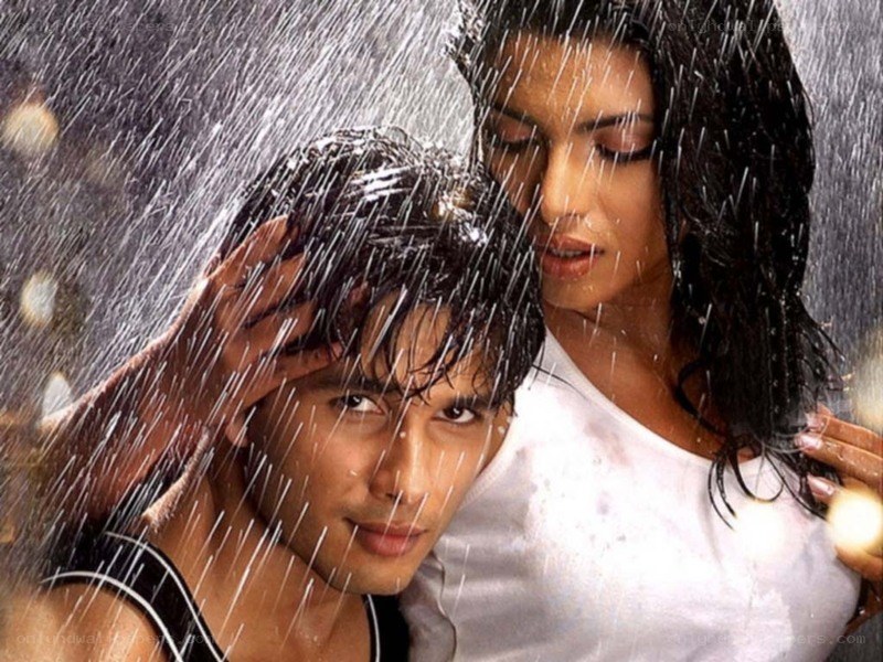 couple in the rain
