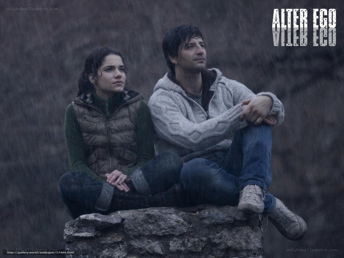 Couple in the rain