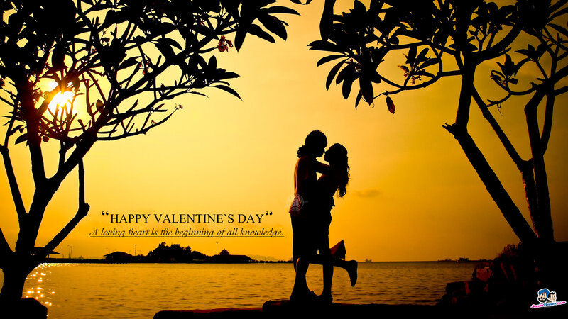Couple Kissing at Sunset — Yellow