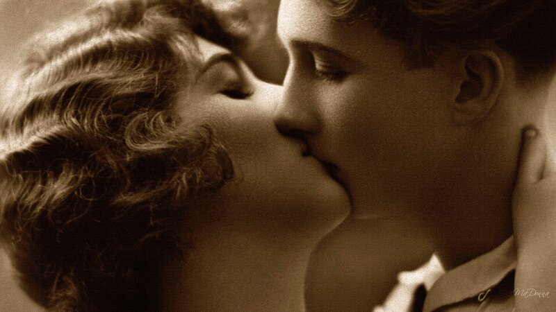 Couple Kissing — Brown, Romantic