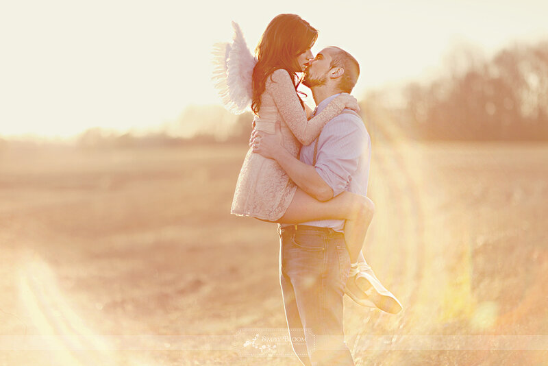Couple Kissing in Field — Gold