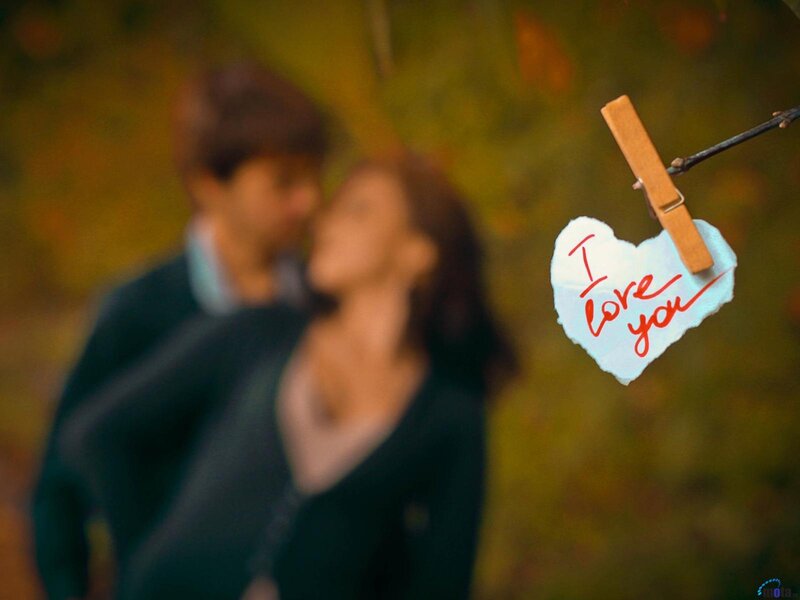 Couple Kissing in Park — Green, Romantic