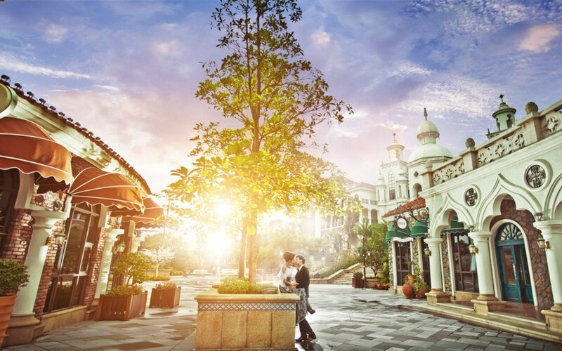 Couple Kissing in Plaza