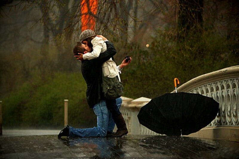 Couple Kissing in Rain — Black, Dramatic
