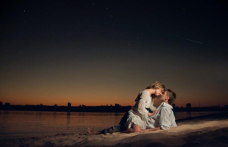 Couple Kissing on Beach — Black, Romantic, Night
