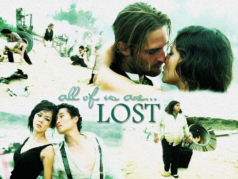 Couple Kissing on Beach — Green, Dramatic