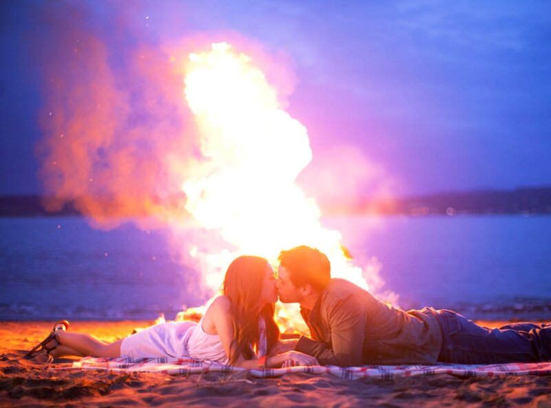Couple Kissing on Beach — Purple, Romantic, Night