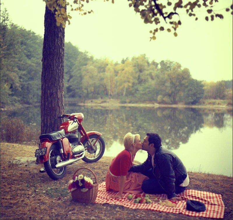 Couple Kissing on Blanket — Red
