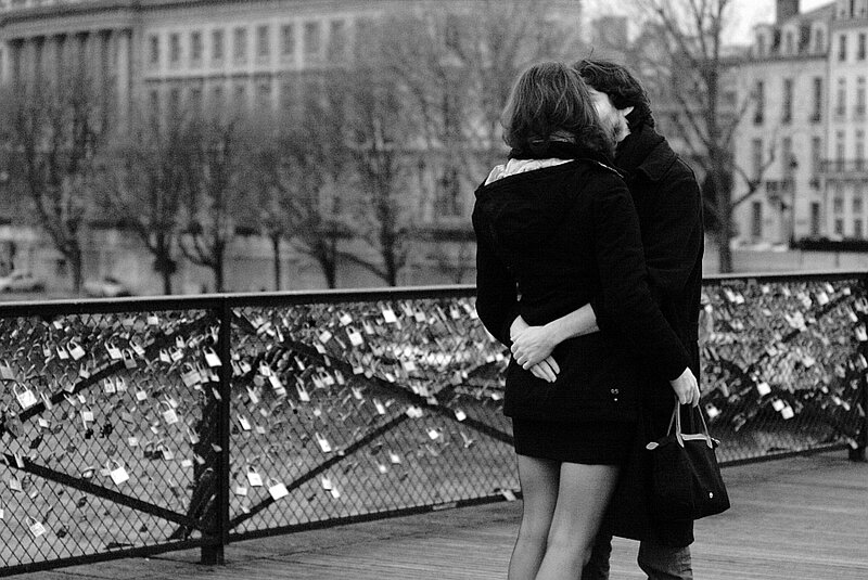 Couple Kissing on Bridge — Black