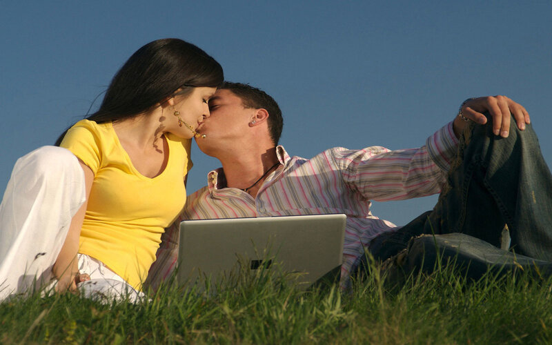 Couple Kissing on Grass — Green, Romantic