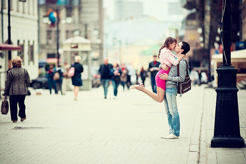 Couple Kissing on Street — Gray