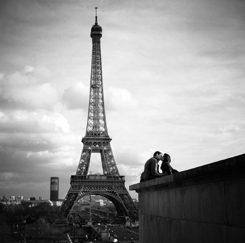 Couple Kissing on Wall — Black, Romantic
