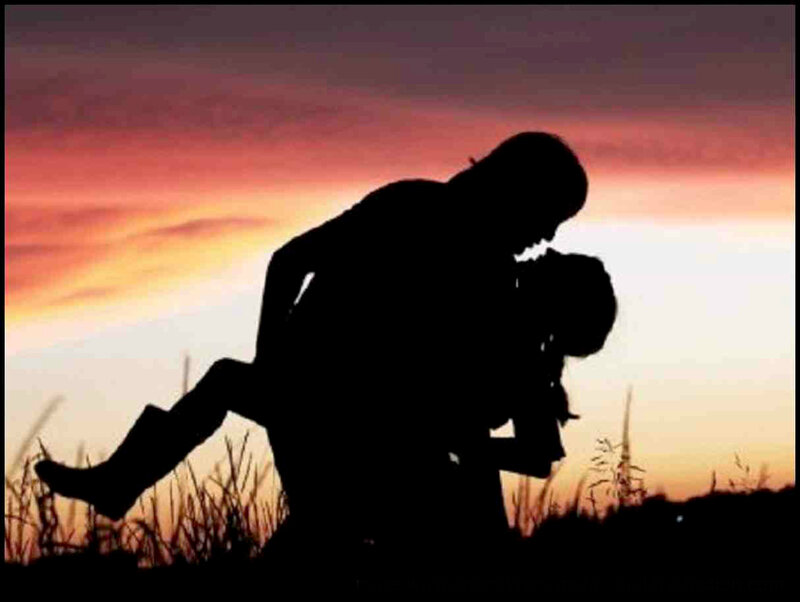 Couple Kissing Silhouette — Orange, Romantic