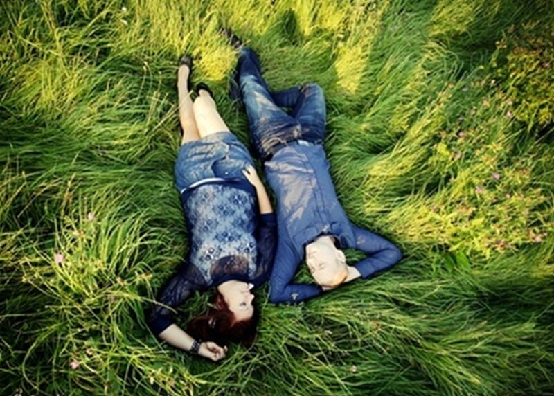 Couple Lying in Grass — Green