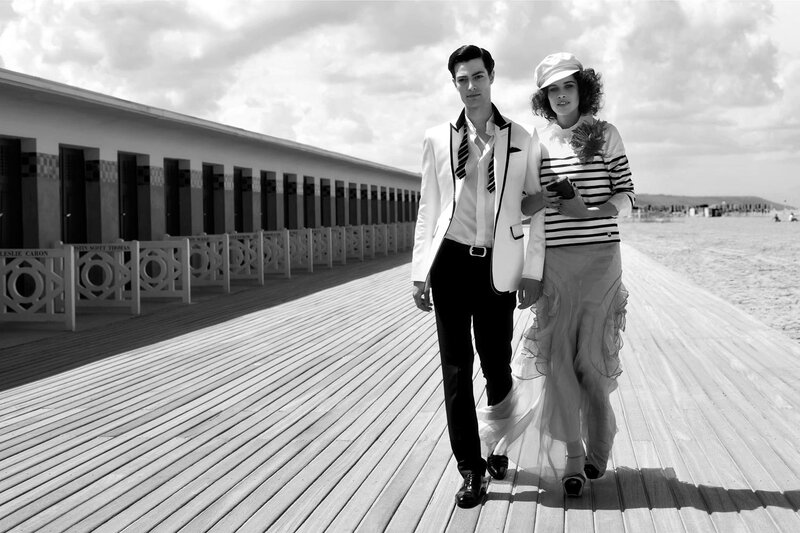 Couple on a boardwalk