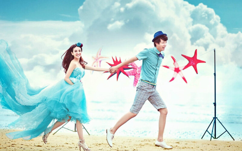 Couple on Beach — Blue, Playful